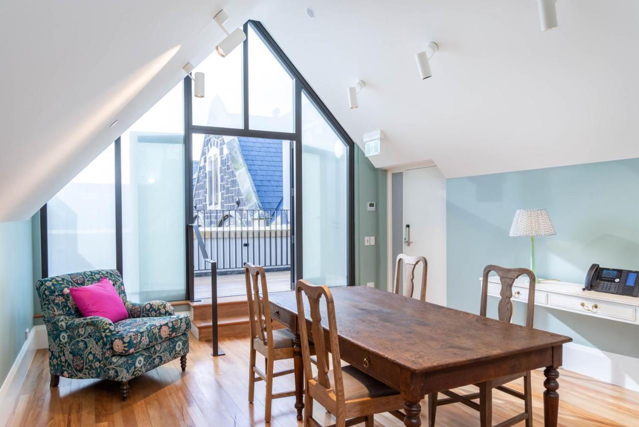 The Observatory Hotel כרייסטצ'רץ' מראה חיצוני תמונה Interior of a penthouse apartment
