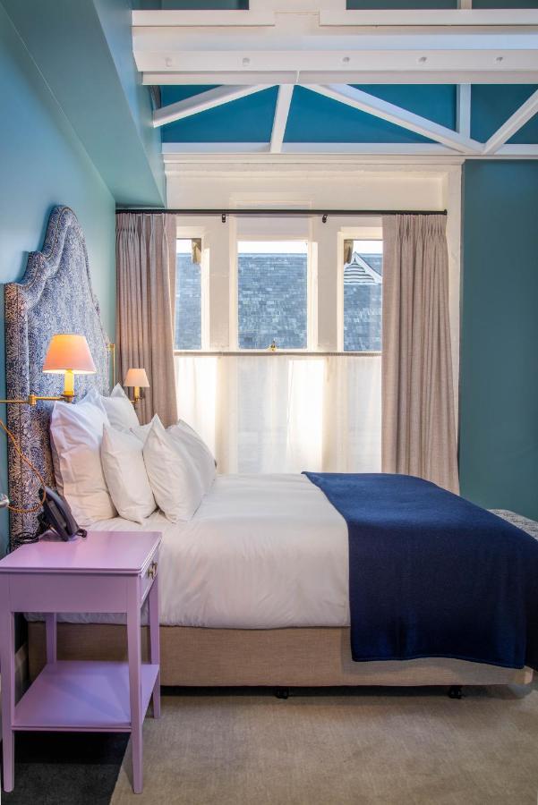 The Observatory Hotel כרייסטצ'רץ' מראה חיצוני תמונה A bedroom at the hotel
